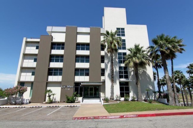 Foto del edificio - 520 S Chaparral St