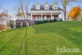 Building Photo - 1705 Walden Ct
