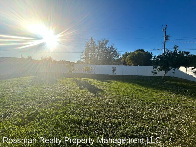 Foto del edificio - 3 br, 2 bath House - 1824 SE 15 Place