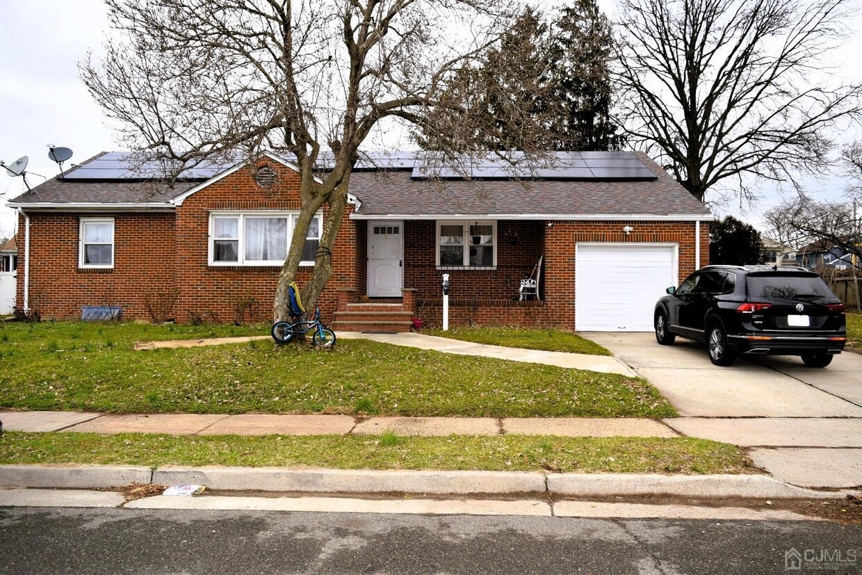 16 Whitman St, Carteret, NJ 07008 House Rental in Carteret, NJ