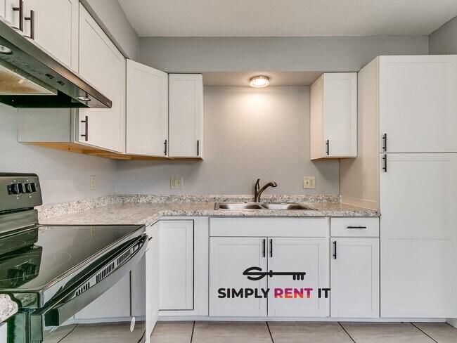 Foto del edificio - Sunset Ave 3 Bedroom Duplex in Kelley, IA