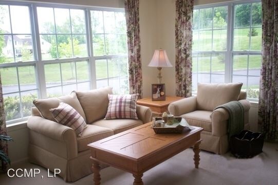 Foto principal - 444 Cedarville Rd