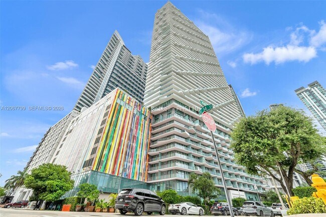 Foto del edificio - 1300 S Miami Ave