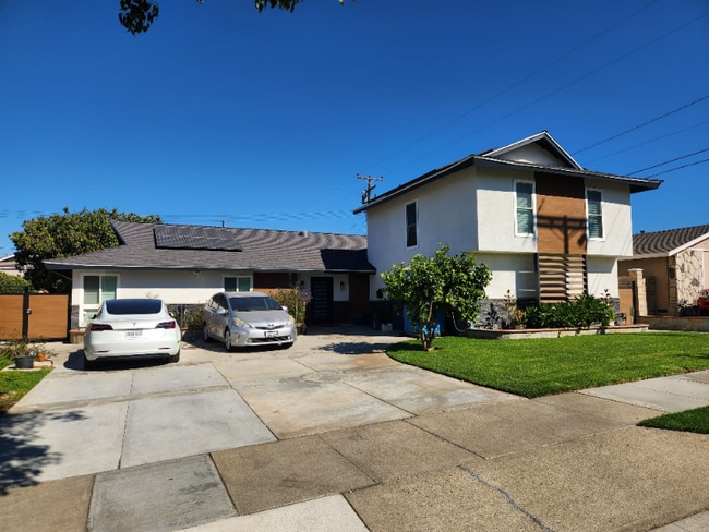 Photo - 3207 E Juniper Ave House