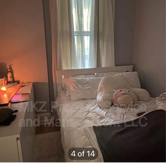 Building Photo - 253A Western Avenue - 3