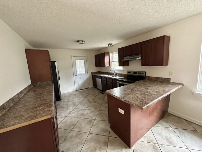 Building Photo - 2508 Arcadia Pl