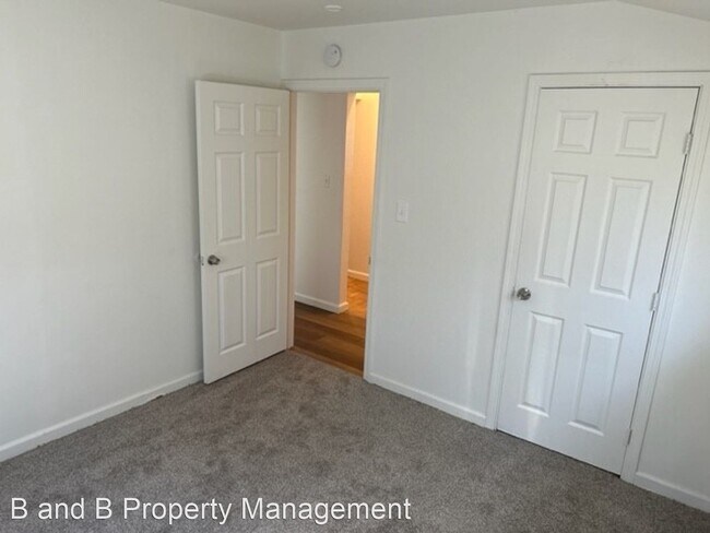 Building Photo - 3 br, 1 bath House - 3664 A Street