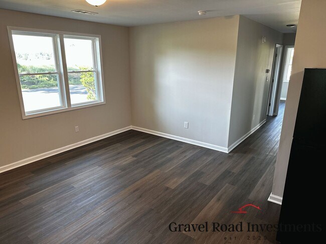 Foto del edificio - 4-Bedroom Home for Rent on Stillman Blvd