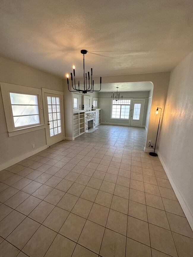 Foto del edificio - 3633 Kansas Avenue, Unit 3633