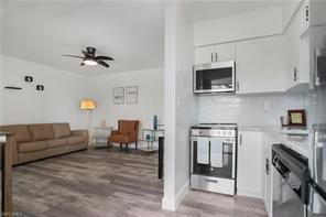 Building Photo - 167 S Collier Blvd