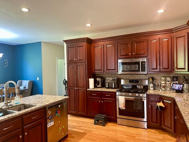 Foto del edificio - 102 Pheasant Ln