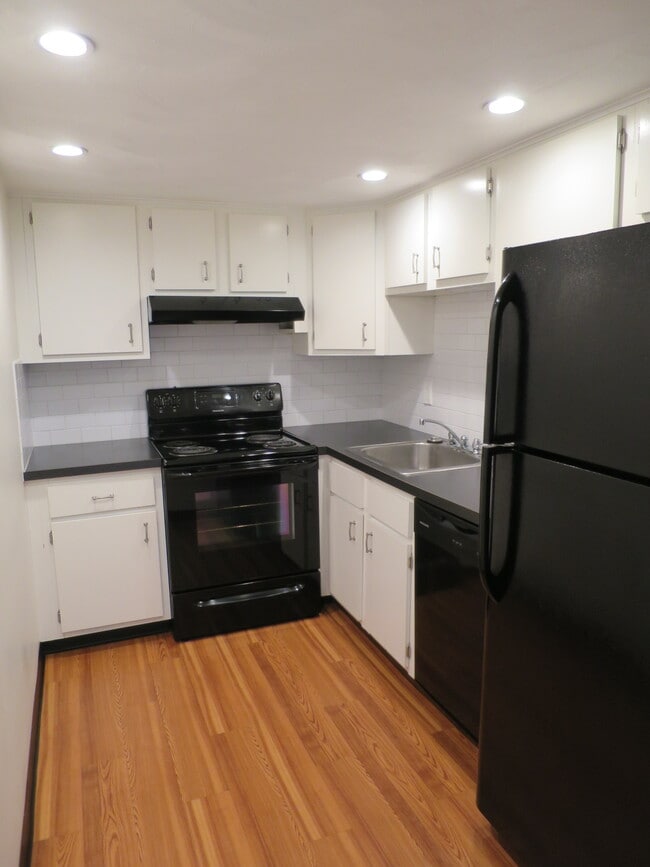 Building Photo - 278 Beacon St