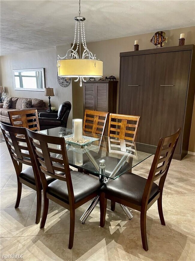 Foto del edificio - 1 br, 1 bath Condo - 4250 Galt Ocean Dr Ap...