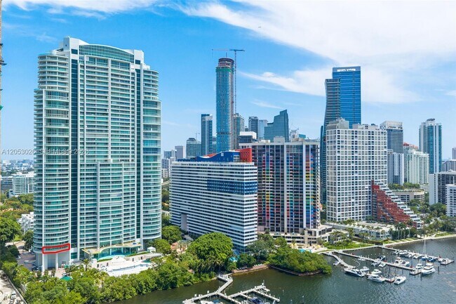 Foto del edificio - 1643 Brickell Ave