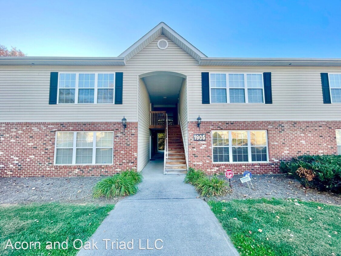 Primary Photo - 2 br, 2 bath House - 1905 Crest Hollow Dr ...