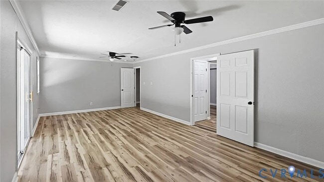 Foto del edificio - 1810 Owens Ct