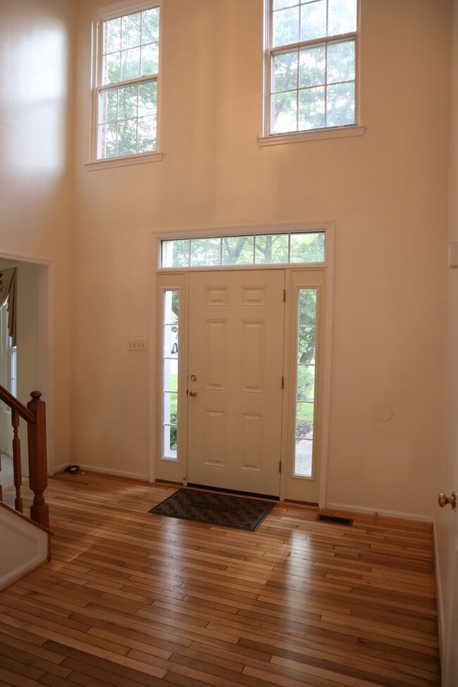Building Photo - Gorgeous Single Family Home in Gaithersburg