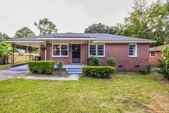 Building Photo - 348 W Campanella Dr