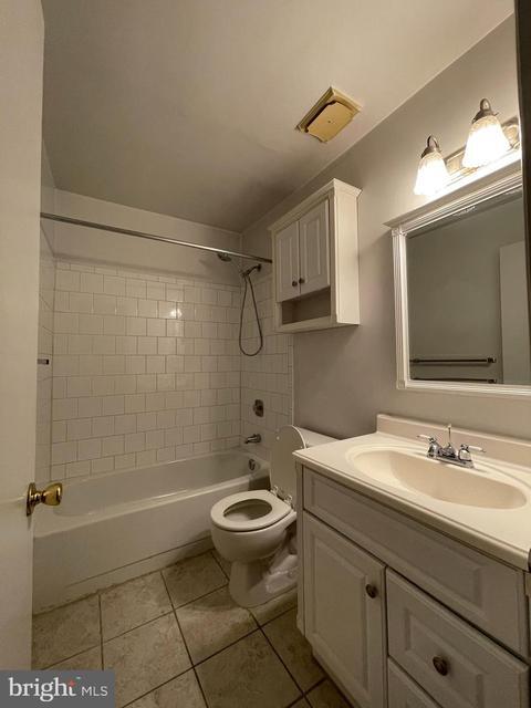 Foto del edificio - 1703 Mount Washington Ct