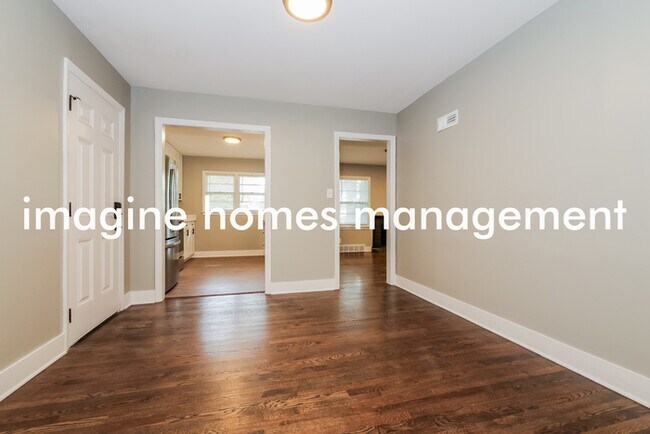 Foto del edificio - 7612 Nall Ave