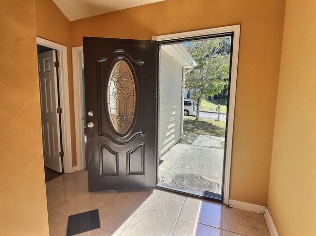 Building Photo - 1734 Spring Hill Cove