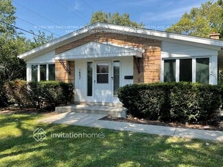 Building Photo - 1462 Deerfield Rd