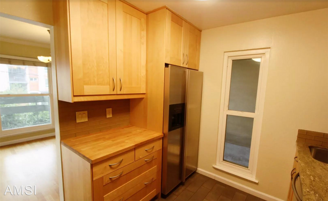 Foto del edificio - 3 br, 2 bath House - 500 Vernon Street