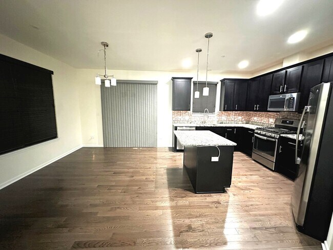 Foto del edificio - 4441 Monroe Ct