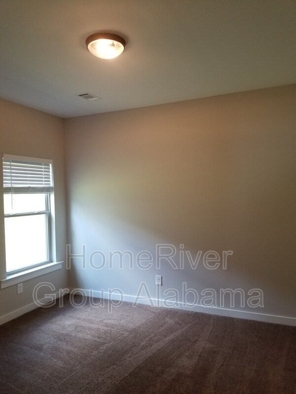 Building Photo - 15584 Tide Water Terrace