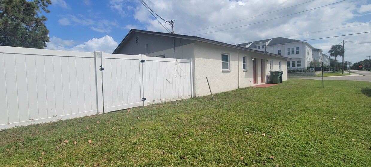 Primary Photo - 6625 S West Shore Blvd
