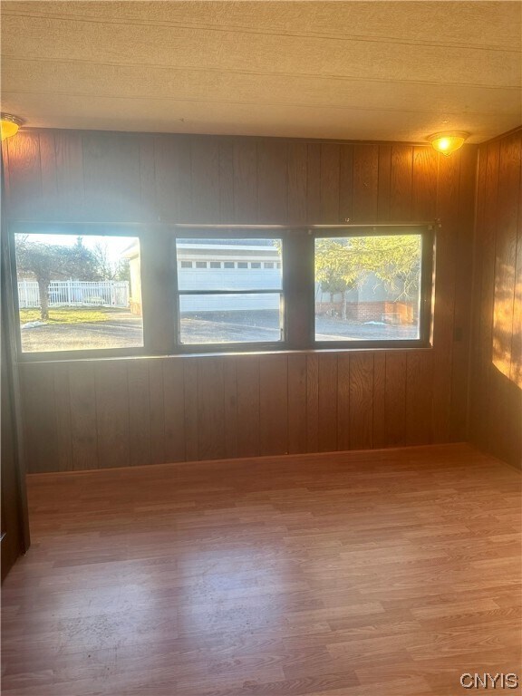 Foto del edificio - 122 Mountain View Ln