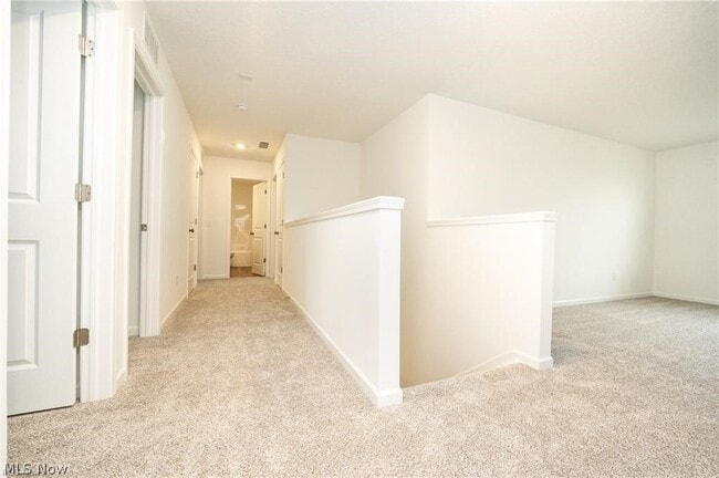 Building Photo - 98 Brewster Dr
