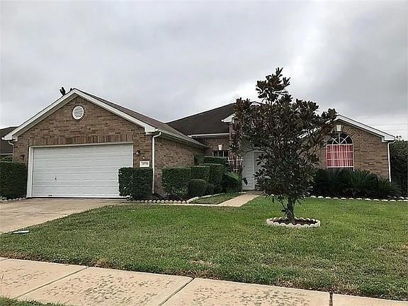 Foto principal - 19739 Mountain Dale Dr
