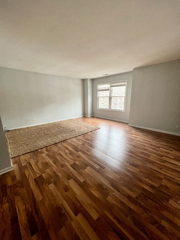 Primary Photo - 214 S Leavitt St