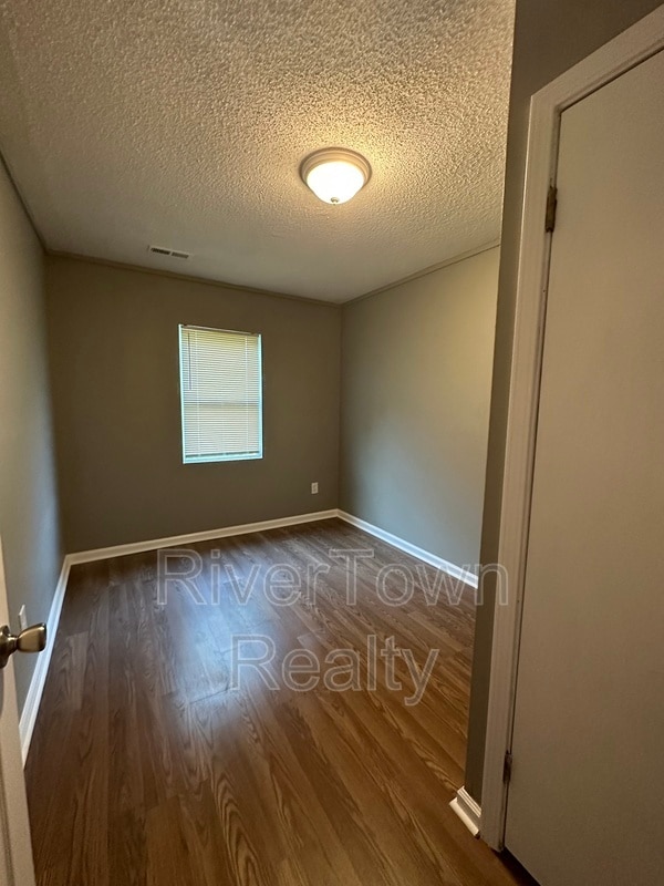 Building Photo - 1785 W Shelby Dr