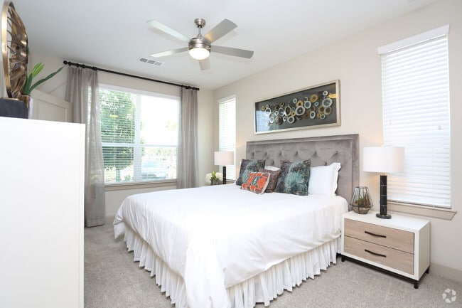 Interior Photo - Novu New Forest
