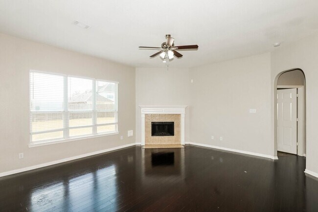 Foto del edificio - 1103 Redwood Meadow Ln
