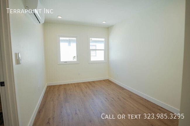 Building Photo - 1036 Westmoreland Ave