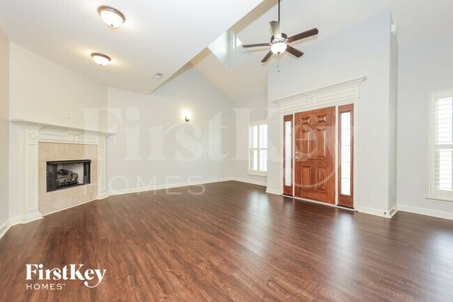 Foto del edificio - 2535 Cason Ln
