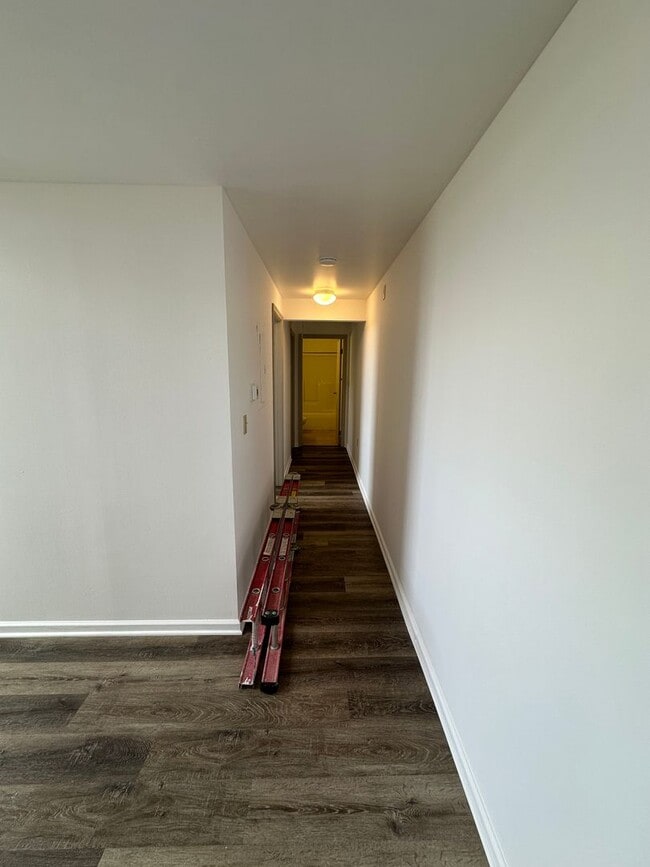 Building Photo - 149 Wilson St