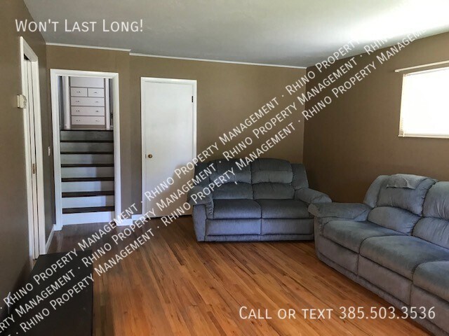 Building Photo - Coming Soon! 3 Bedroom/2.5 Bathroom Home i...