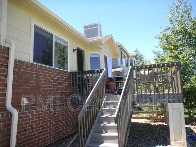 Building Photo - 2127 Pinon Dr