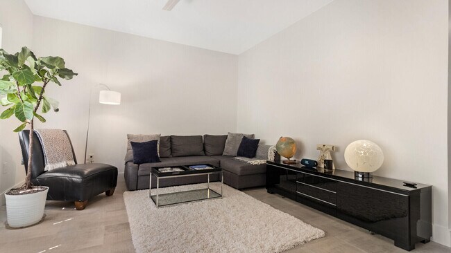 Foto del edificio - 1351 Meridian Ave