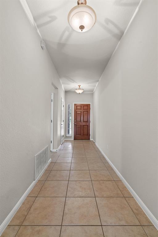 Building Photo - 3426 Shiraz Loop