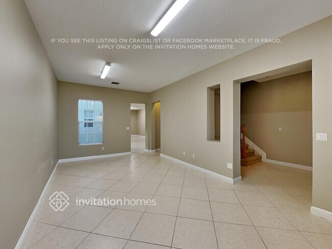 Foto del edificio - 716 NW 83rd Pl