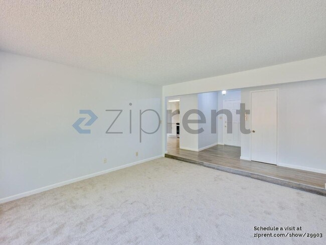 Building Photo - 1058 W Magill Ave