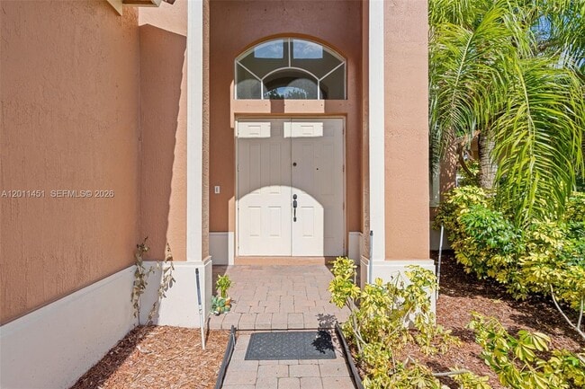 Building Photo - 2251 Portofino Ave