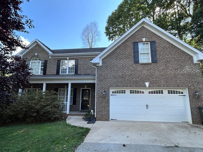 Building Photo - PFAFFTOWN, NC! Lochurst neighborhood. Reagan HS! 5 bedroom, 4.5 bathrooms, over 5k sq ft
