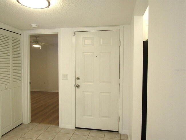 Foto del edificio - 5684 Sheffield Greene Cir