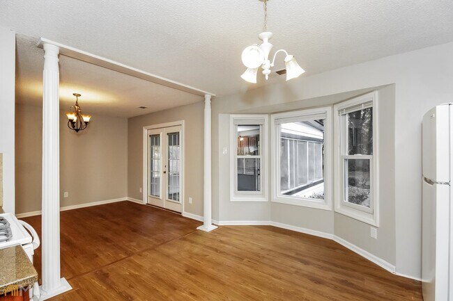 Building Photo - 1001 Paddocks Way